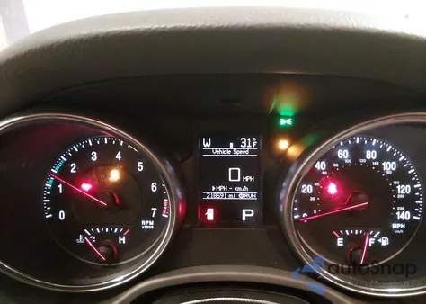 2013 Jeep Grand Cherokee Laredo z USA, uszkodzony, nr VIN 1C4RJEAG2DC588176